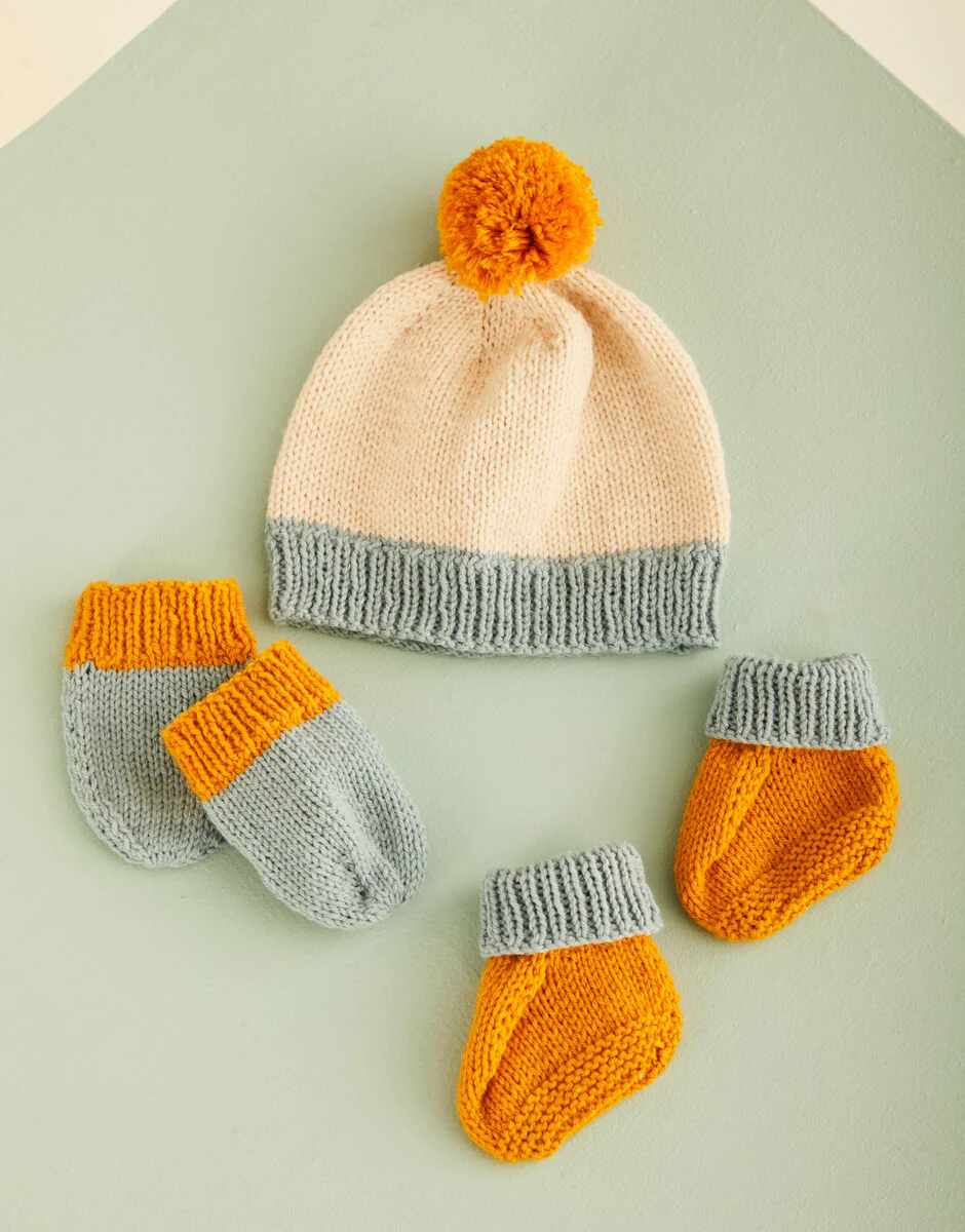 Baby Bomber Jacket Set in Snuggly DK - Sirdar 5493 - Image 2