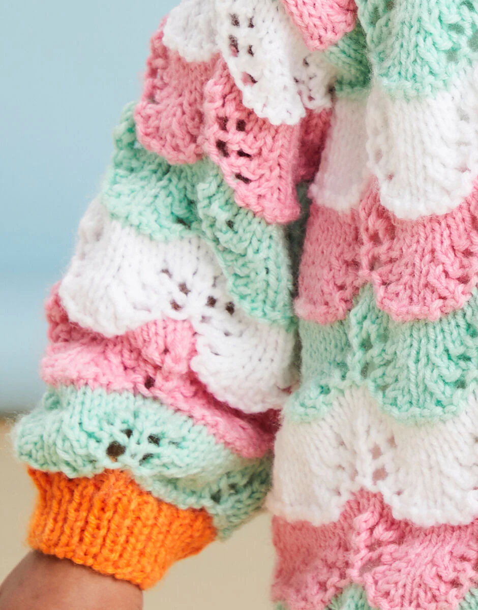 Catching Waves Cardigan in Snuggly DK - Sirdar 5502 - Image 3