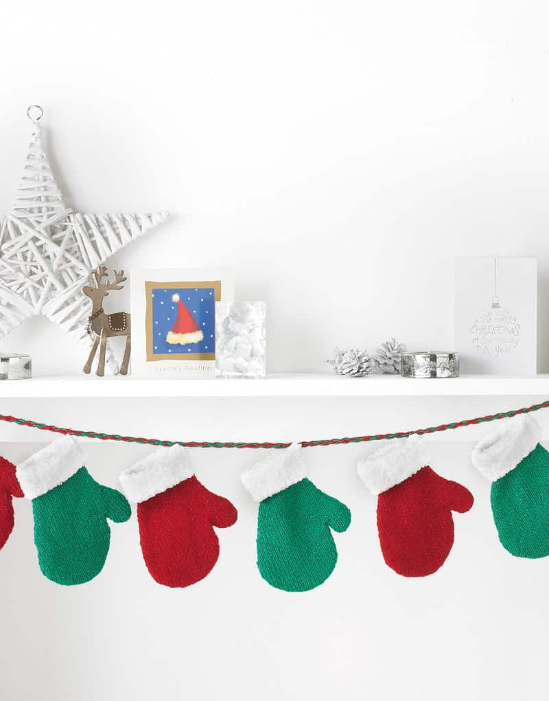 Christmas Selection Book - Sirdar 554 - Image 6