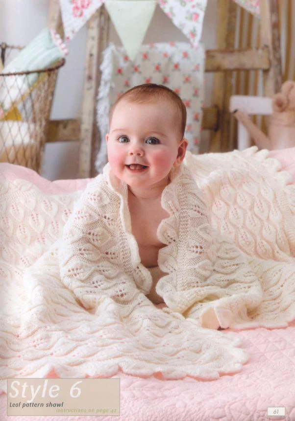 Heirloom 4 ply Collection - Patons Book 1283 - Image 9