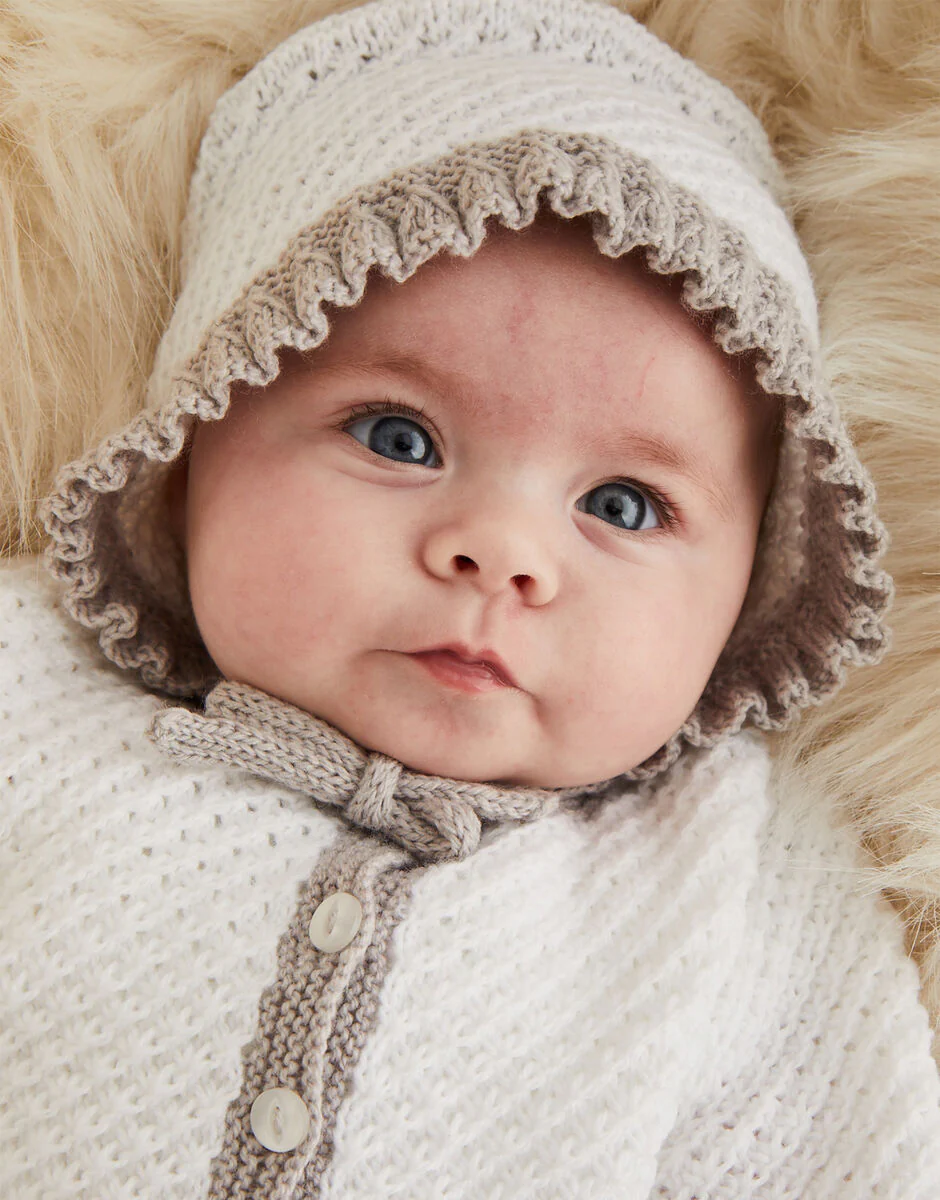 Ruffle Cardi and Bonnet in Snuggly 3 ply - Sirdar 5518 - Image 3