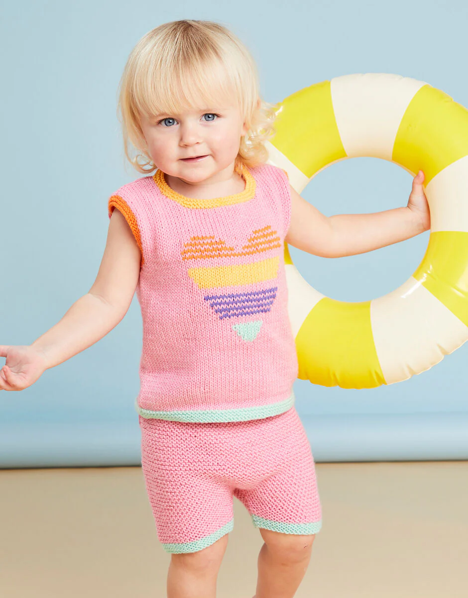 Summer Days Shorts Set in Snuggly DK - Sirdar 5500 - Image 3