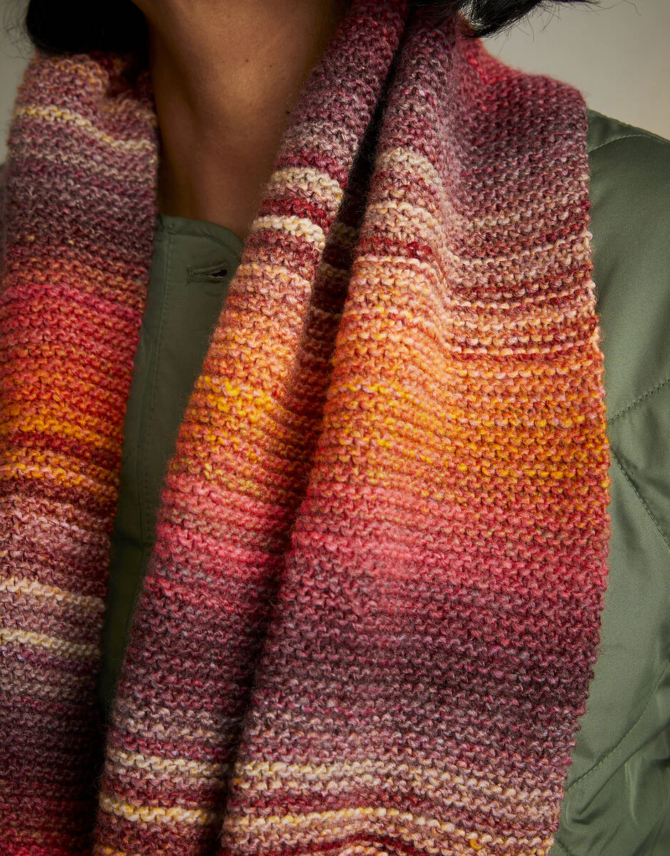 Sunset Stroll Snood in Jewelspun - Sirdar 10729 - Image 2